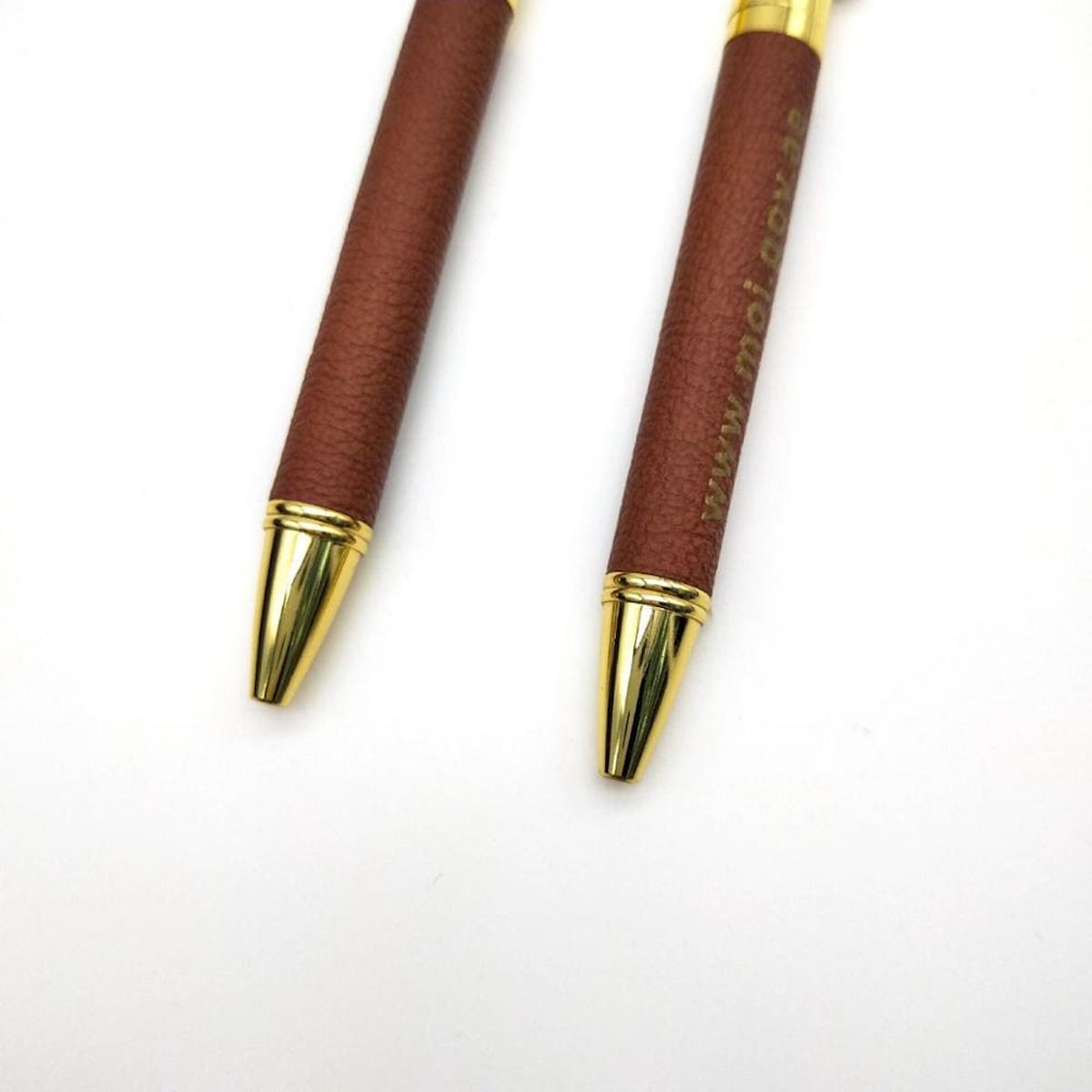 olovka s kožnim luksuzom