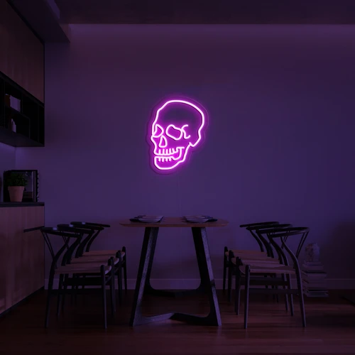 3D svjetleći neonski logo na zidu lubanje